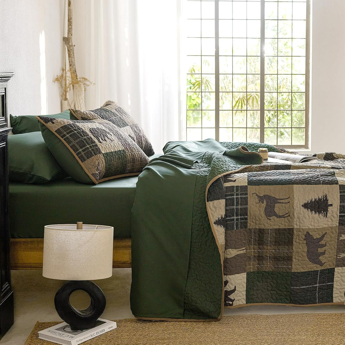 - Rustic Quilt Set, Cabin Lodge Christmas Bear Moose Deer Wildlife Western Patchwork Country, Reversible Lightweight Bedspread Coverlet, 3 Pieces, Green Brown, Queen/Full Size