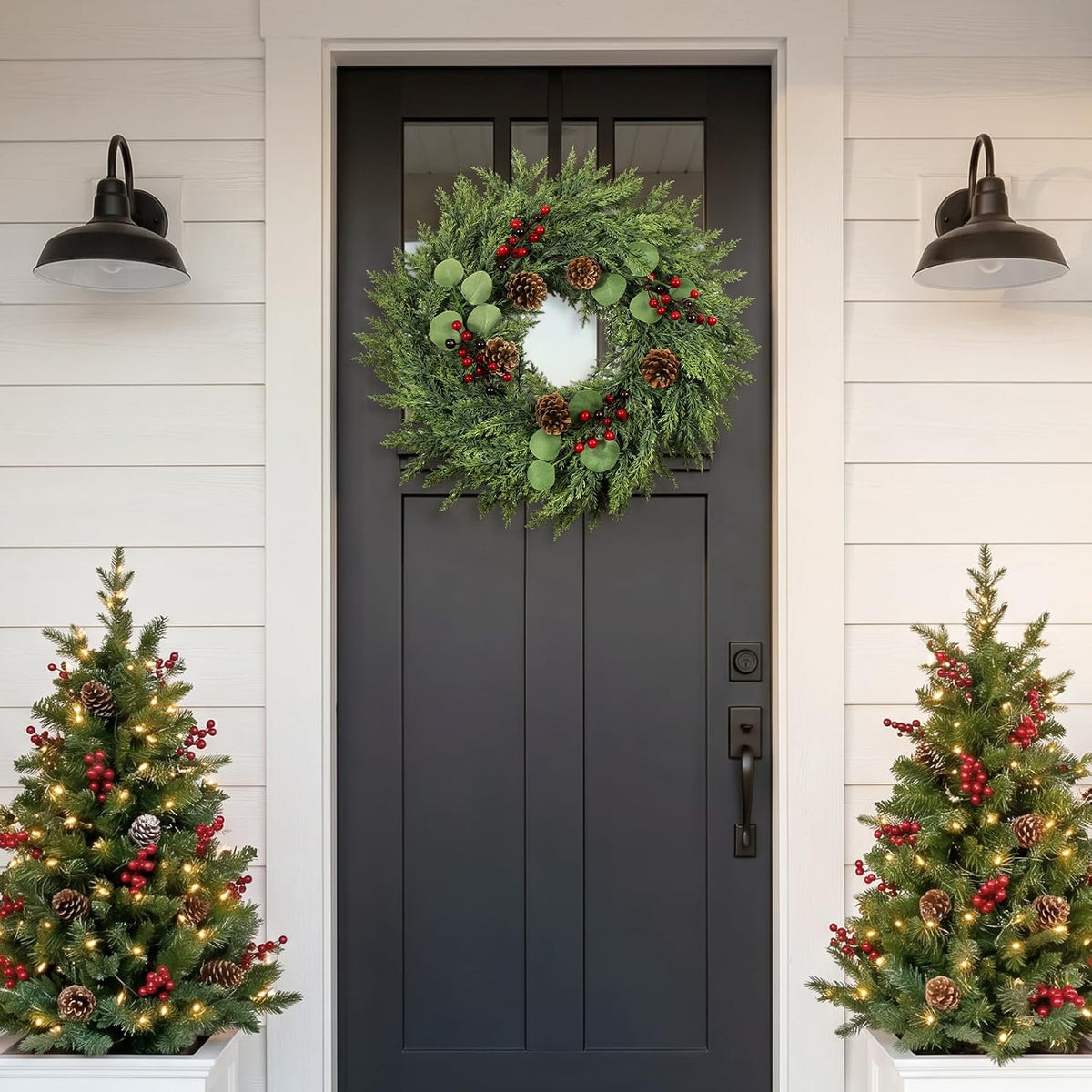Christmas Decor, 24" Cedar Christmas Wreath with Pinecones